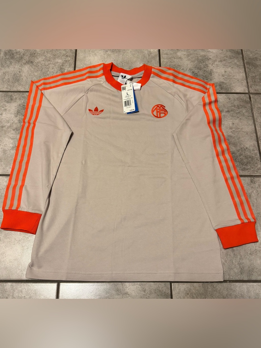 Adidas Originals Bayern Munich OG LS Jersey
NWT Mens Size Large